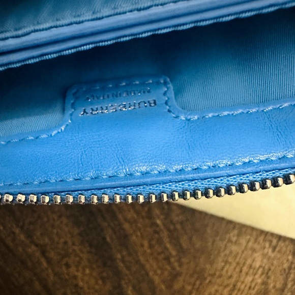 Burberry Lola - Picture 6 of 8